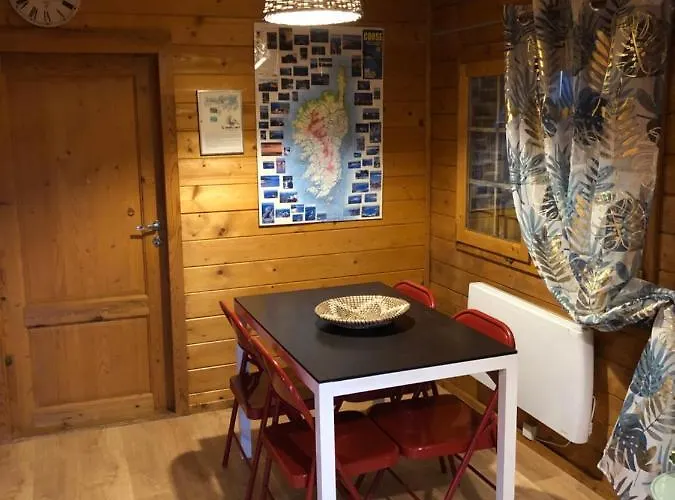 Les De Lozzi Chalet *